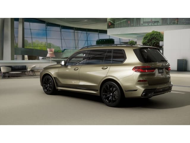 2027 BMW X7 photo 2