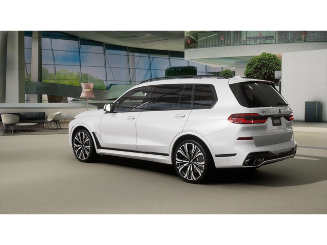 2027 BMW X7 photo 2