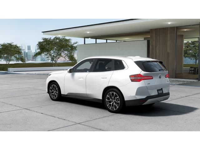 2026 BMW X3 photo 2