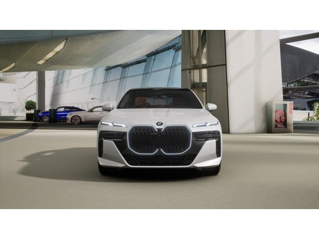 2026 BMW 7 photo 3