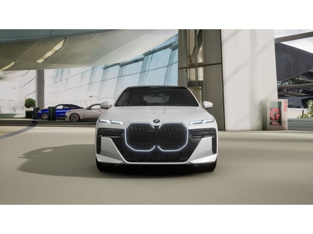 2026 BMW 7 photo 3