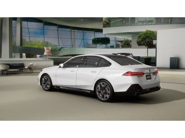 2027 BMW 5 photo 2
