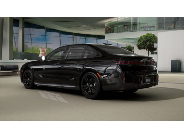 2027 BMW 7 photo 2