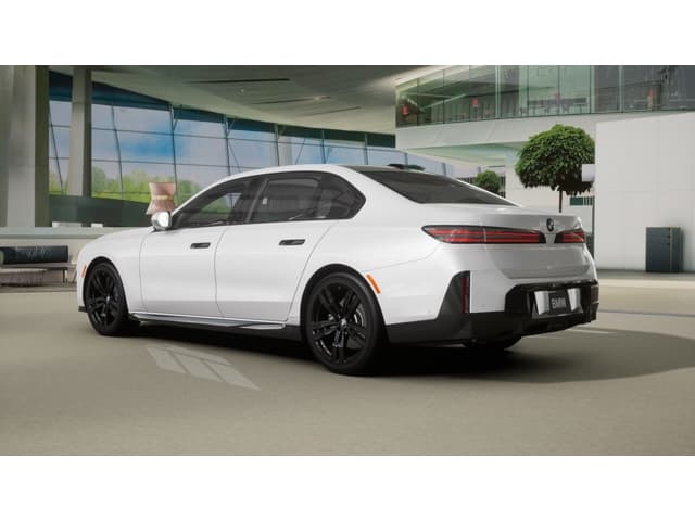 2027 BMW 7 photo 2