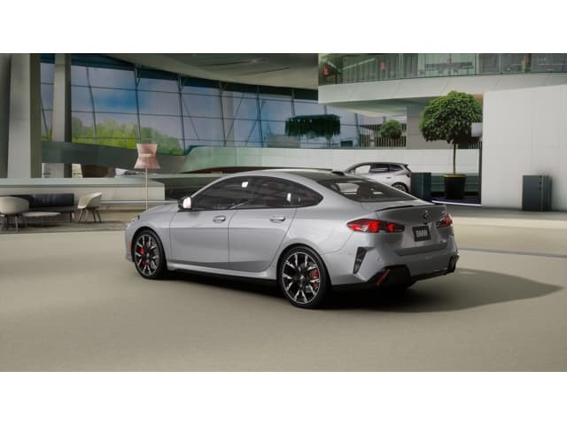 2026 BMW 2 photo 2