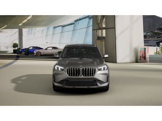 2027 BMW X1 photo 3