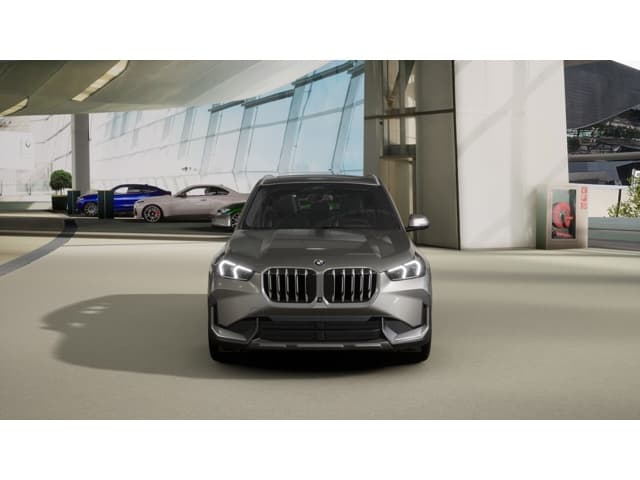 2027 BMW X1 photo 3