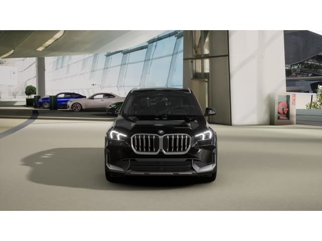 2027 BMW X1 photo 3