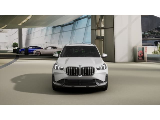 2027 BMW X1 photo 3