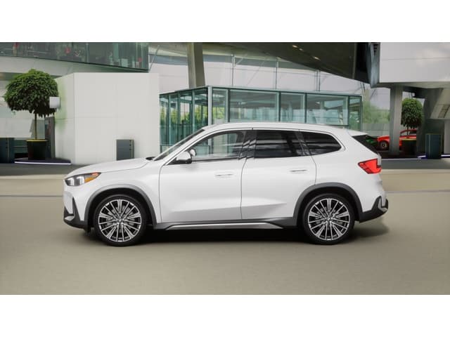 2027 BMW X1 photo 4