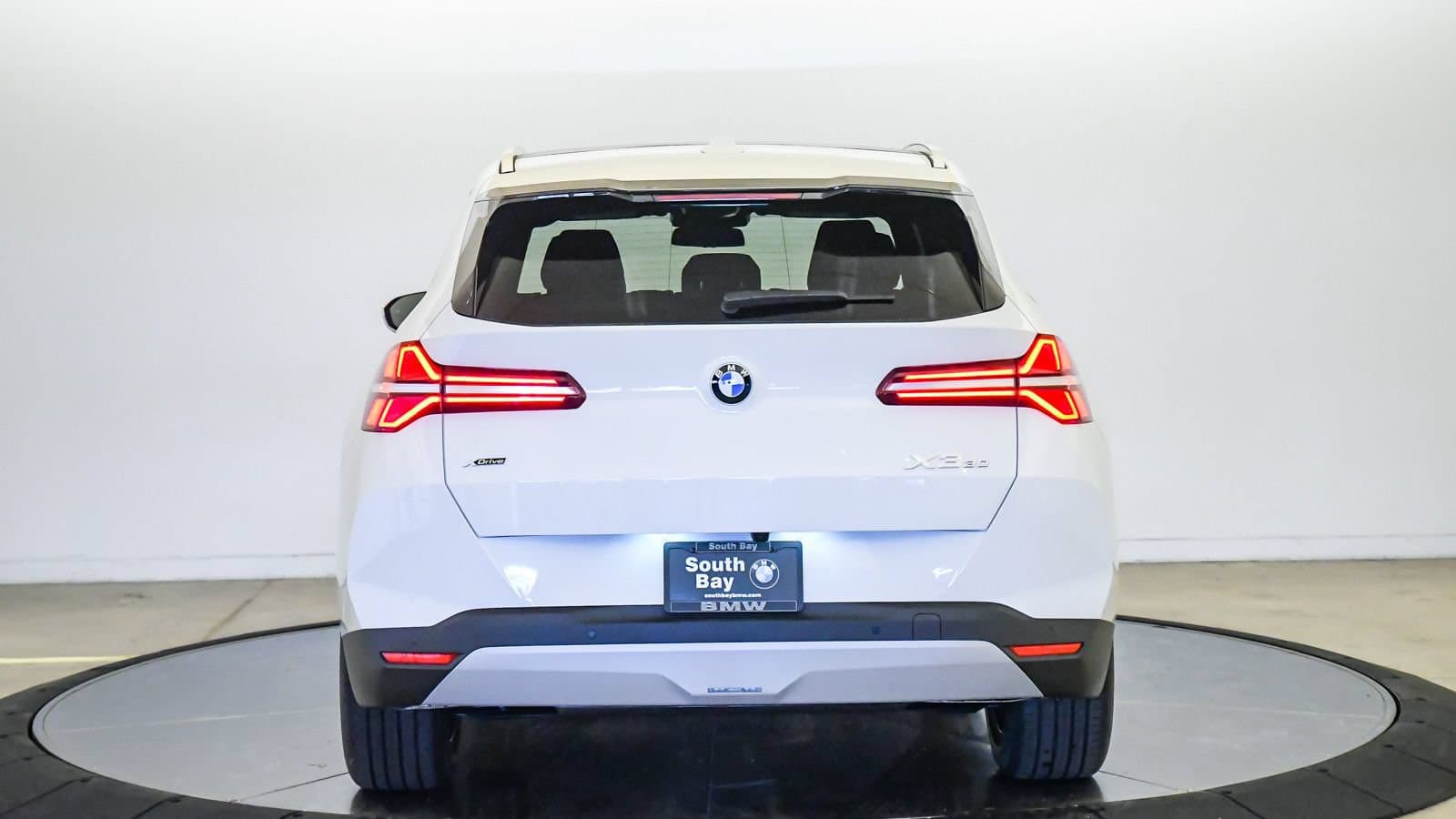 2026 BMW X3 photo 3