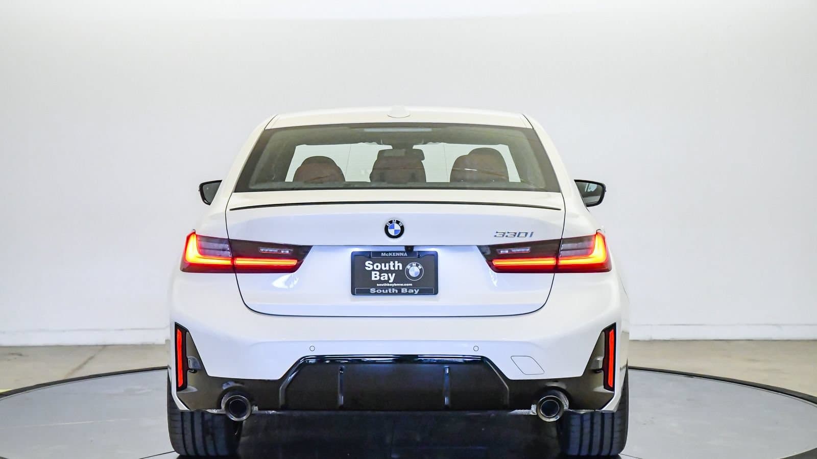 2026 BMW 3 photo 3