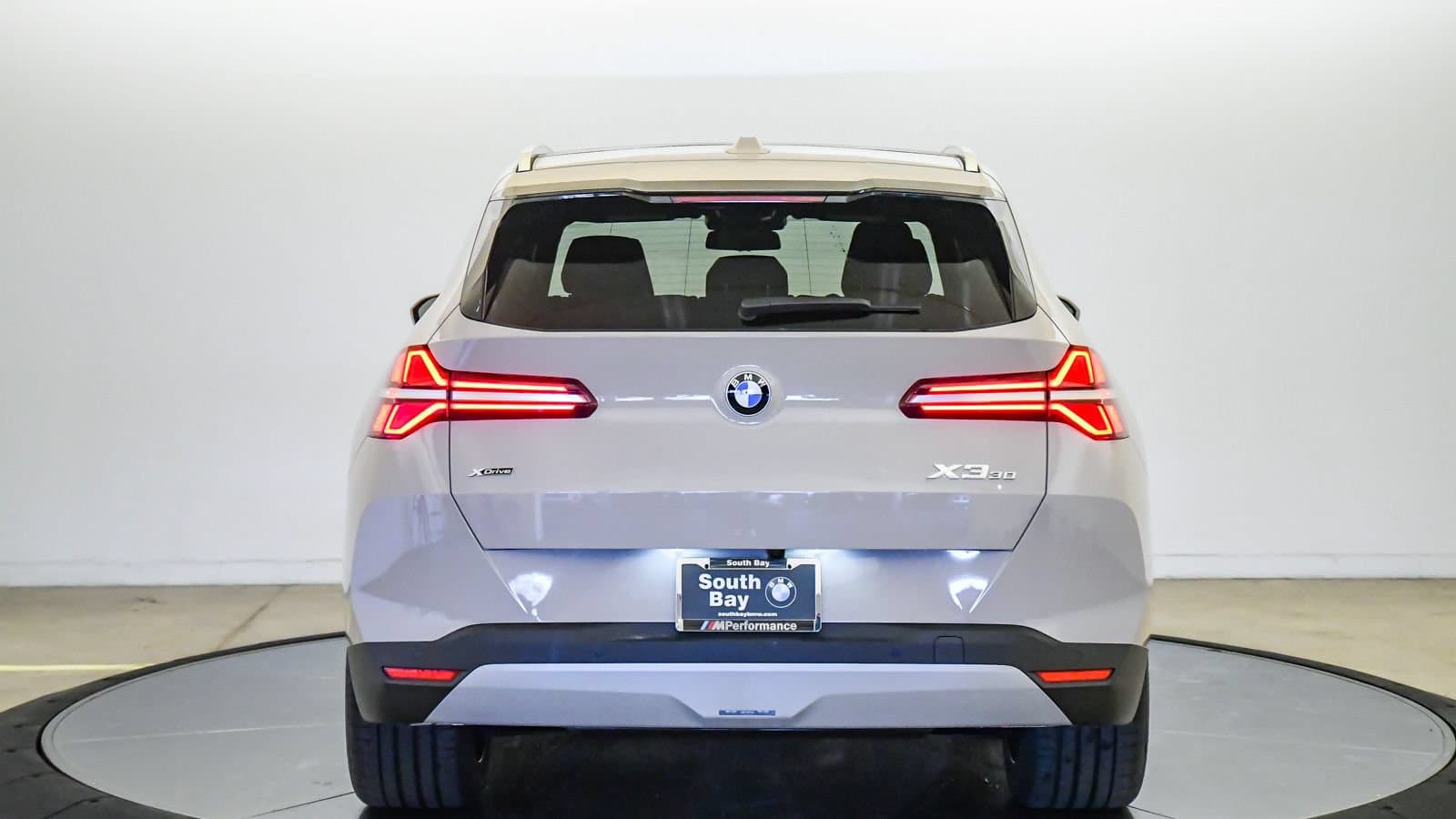 2026 BMW X3 photo 3
