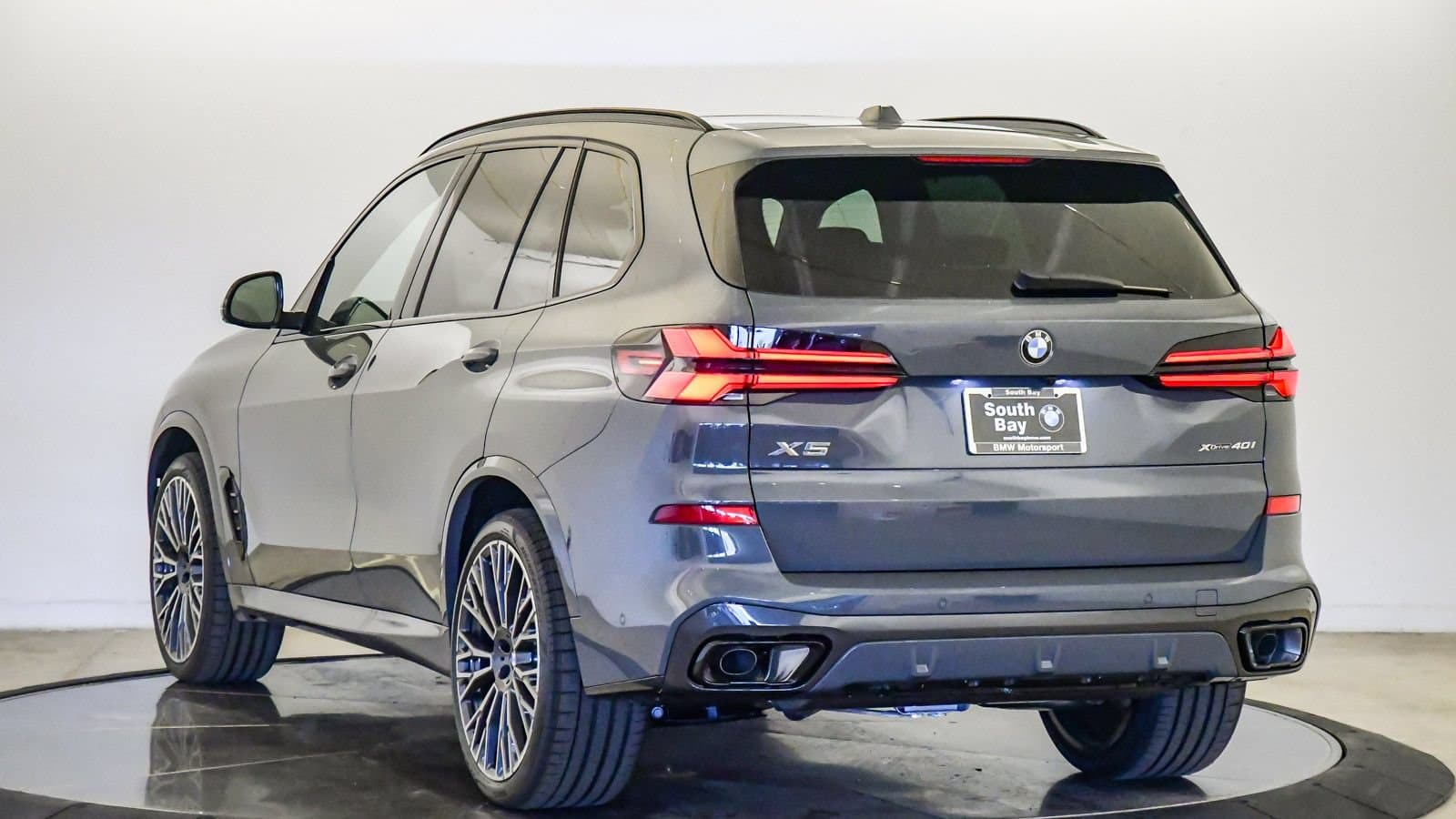 2026 BMW X5 photo 2