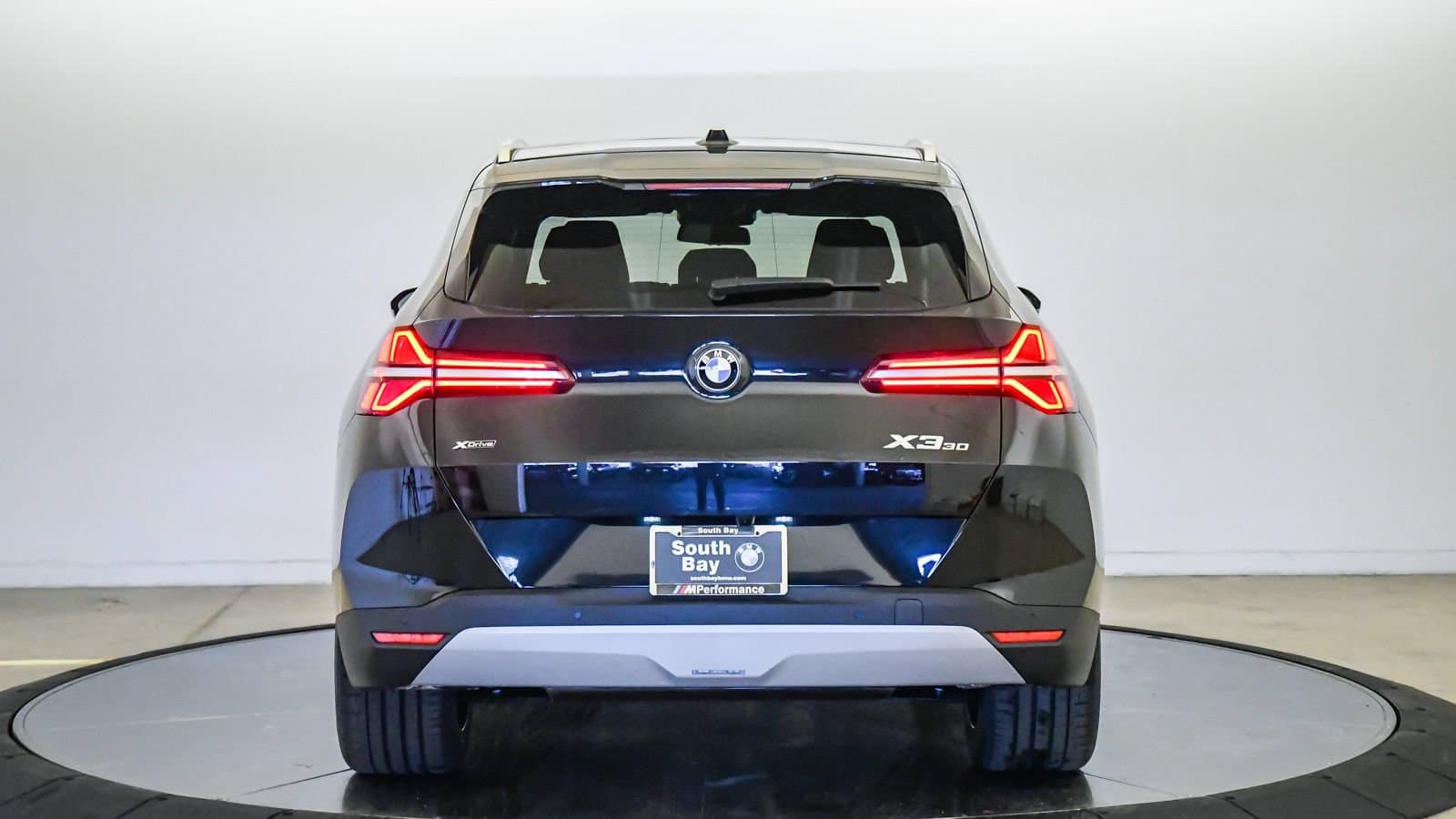 2026 BMW X3 photo 3