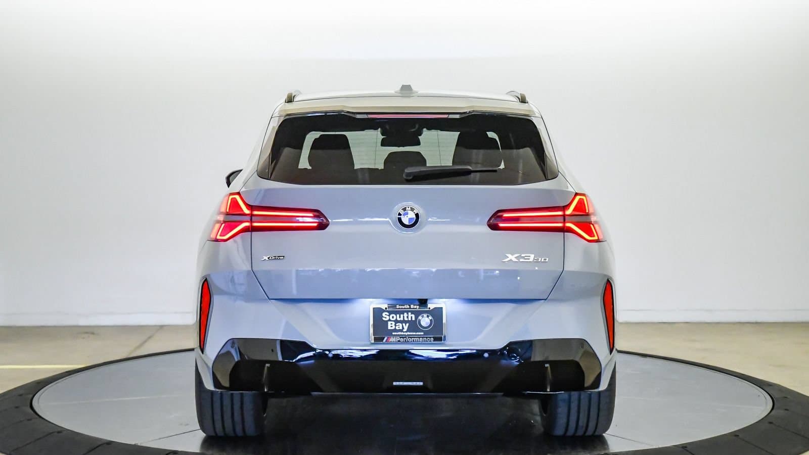 2026 BMW X3 photo 3
