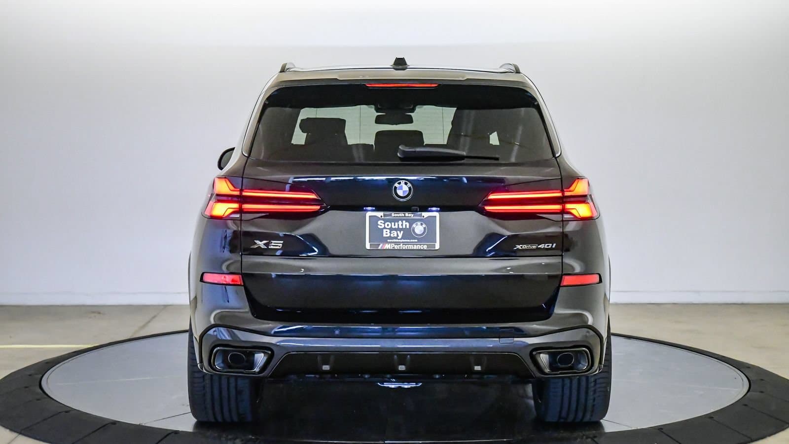 2026 BMW X5 photo 3