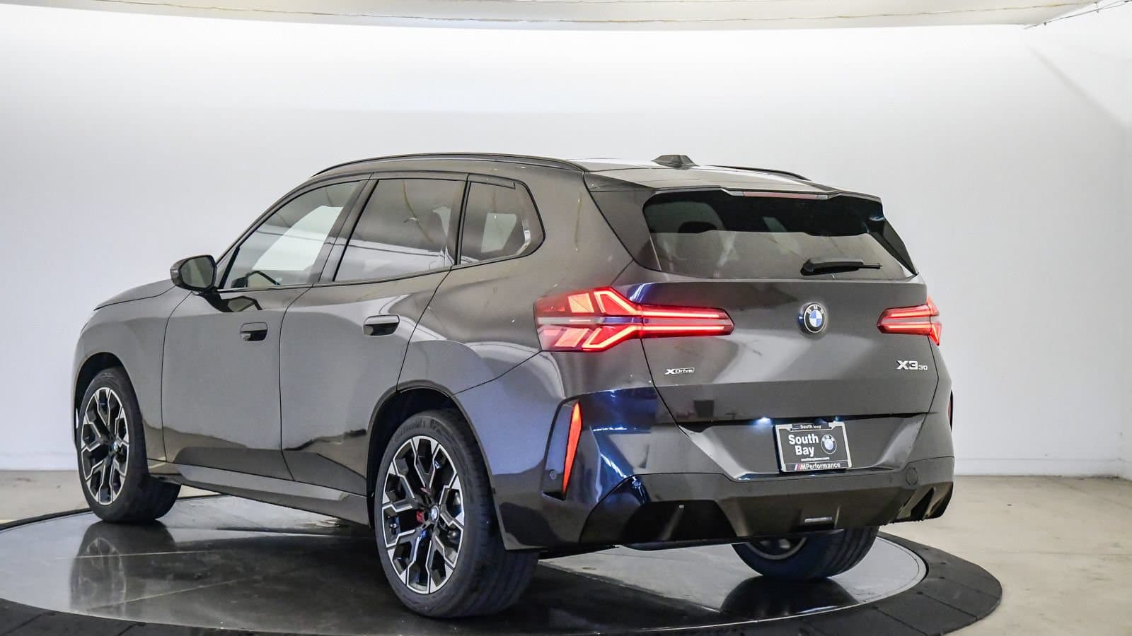 2026 BMW X3 photo 2