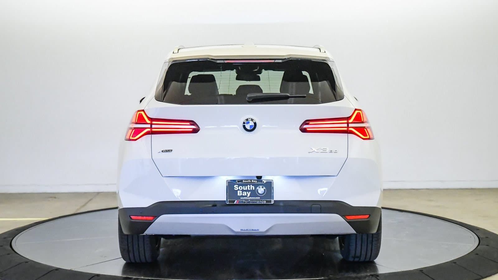 2026 BMW X3 photo 3