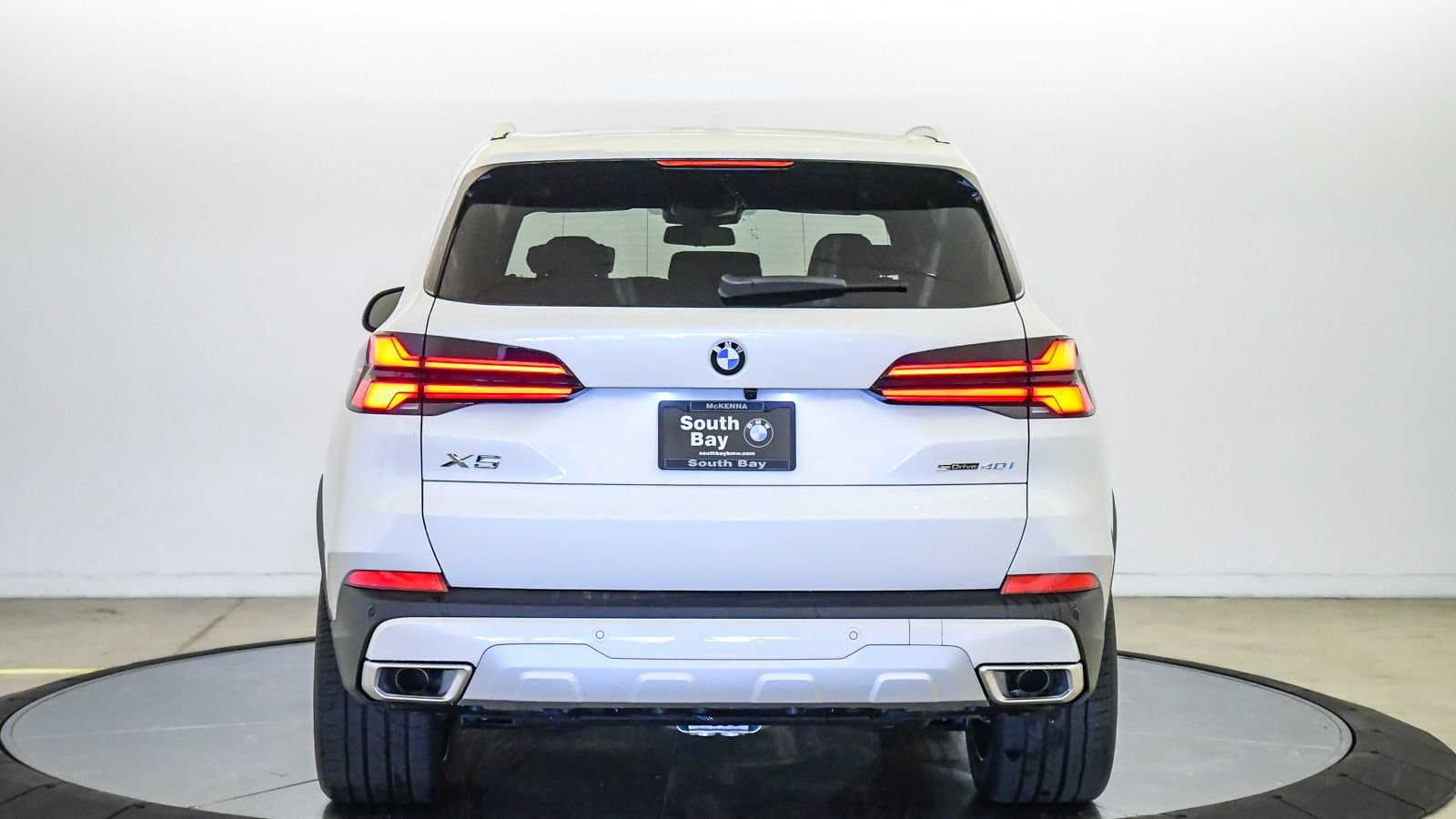 2026 BMW X5 photo 3