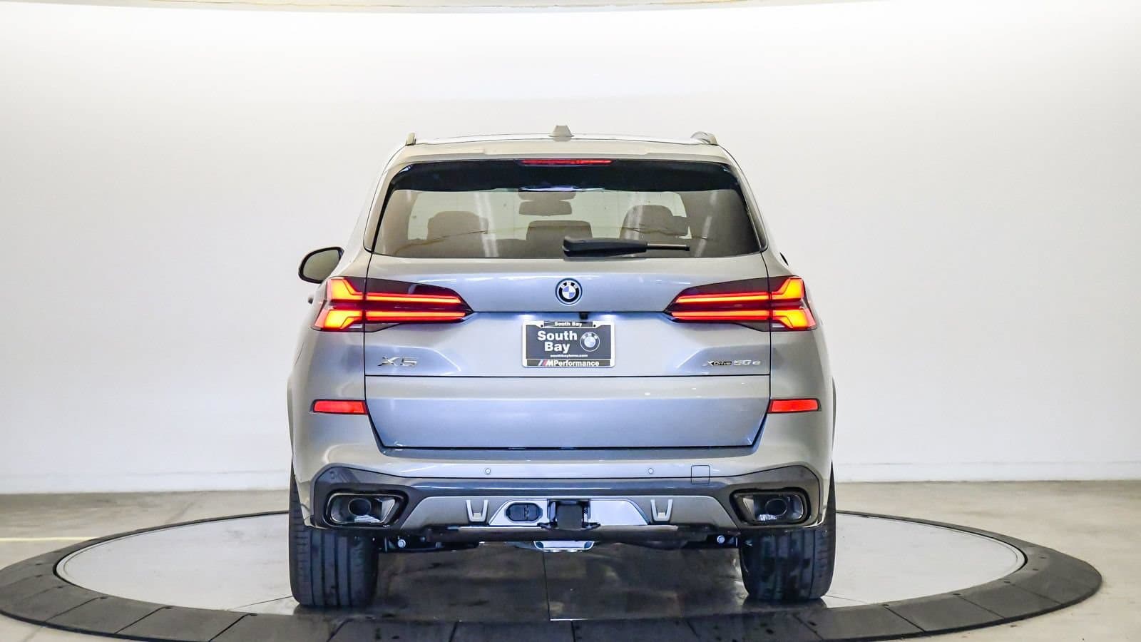 2026 BMW X5 photo 3