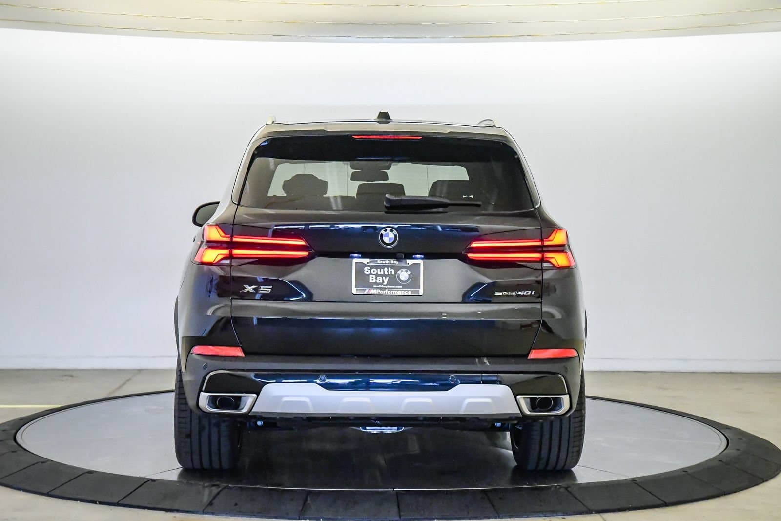2026 BMW X5 photo 3