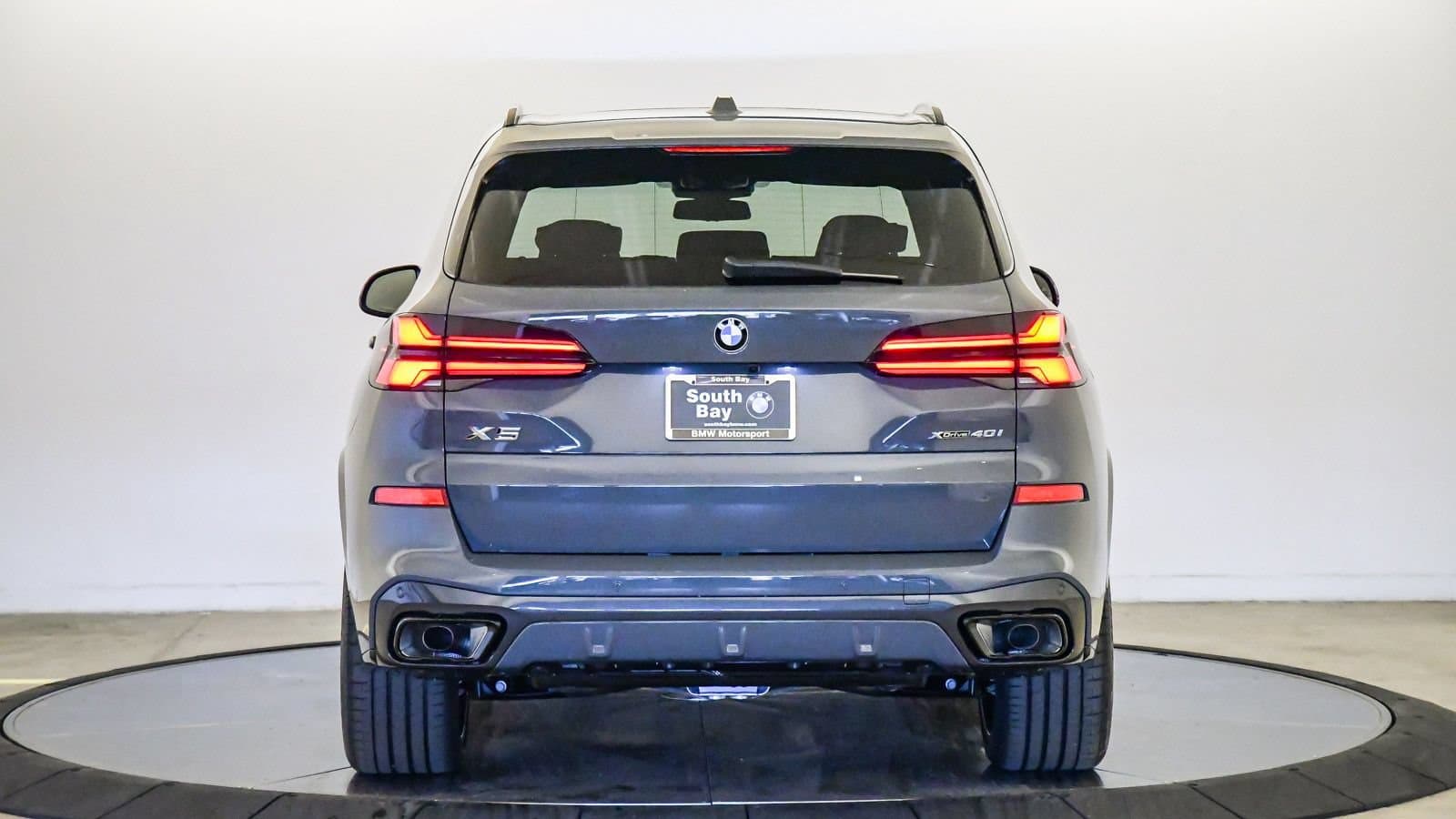2026 BMW X5 photo 3
