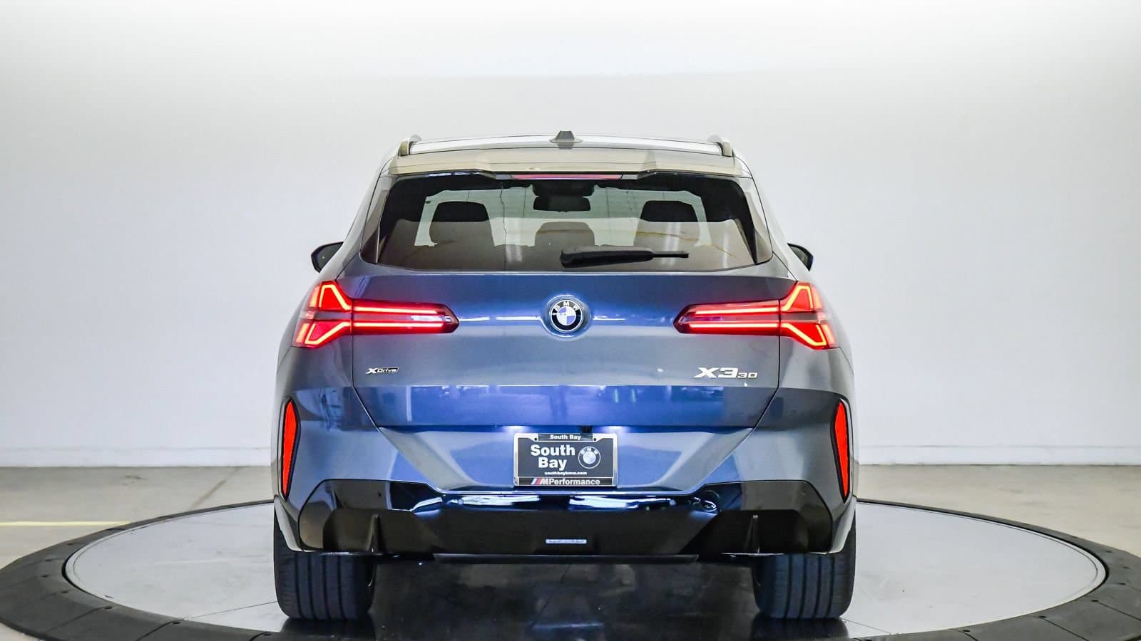 2026 BMW X3 photo 3