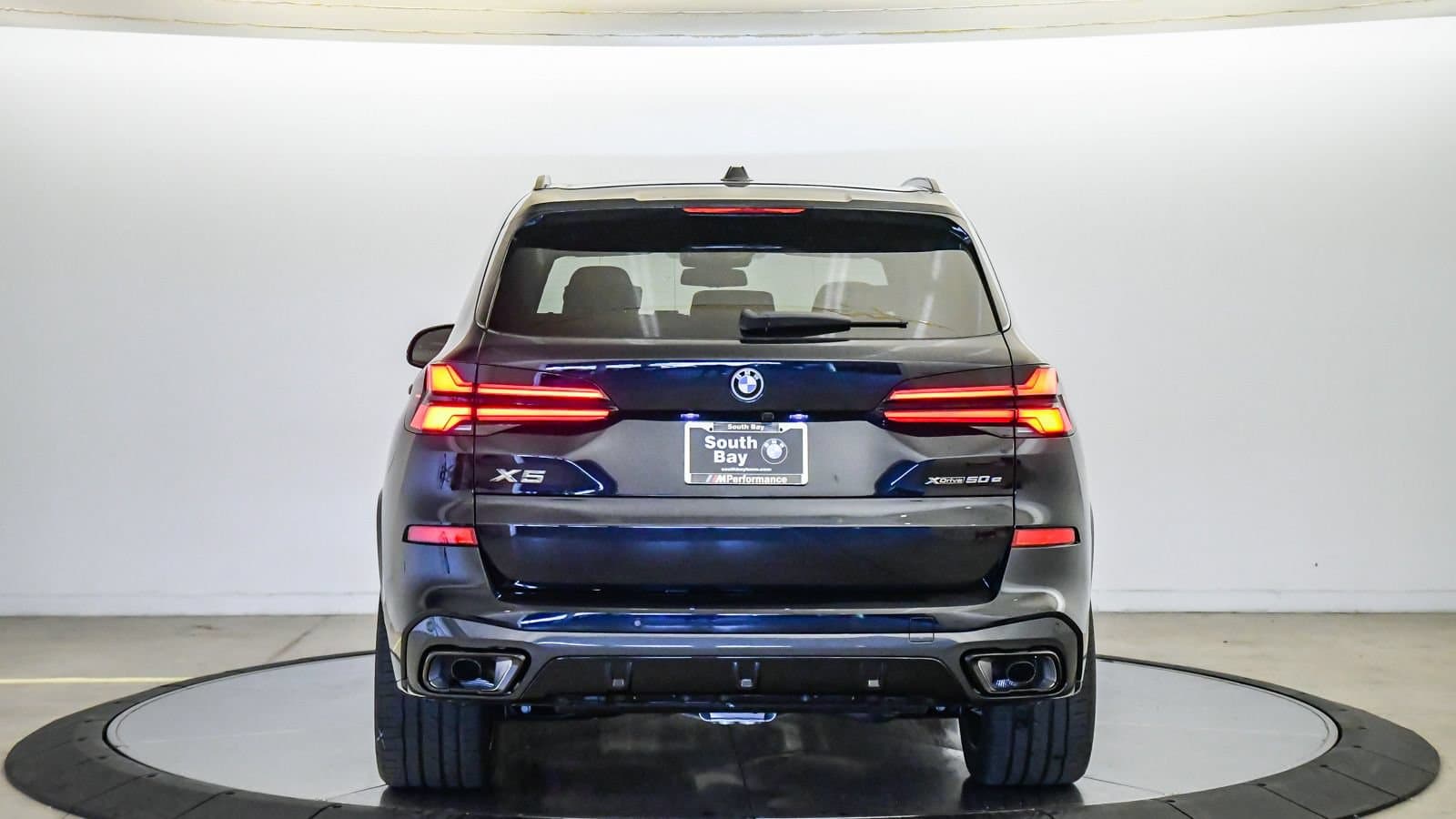 2026 BMW X5 photo 3