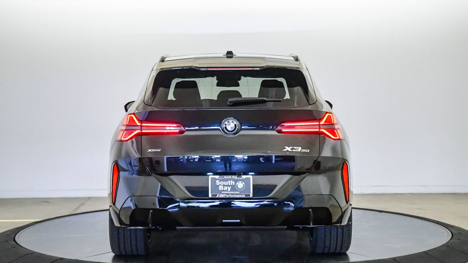 2026 BMW X3 photo 3