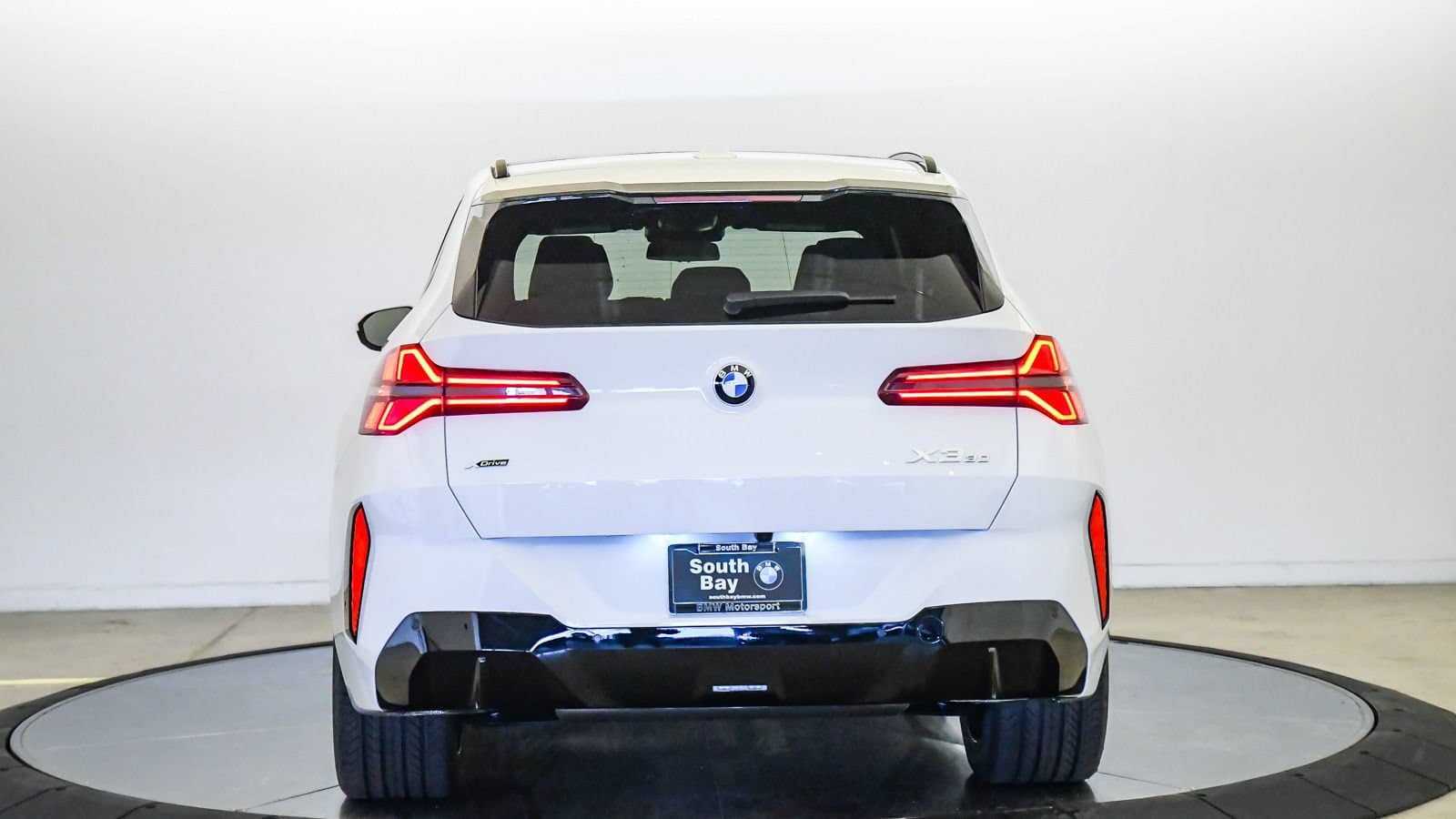 2026 BMW X3 photo 3