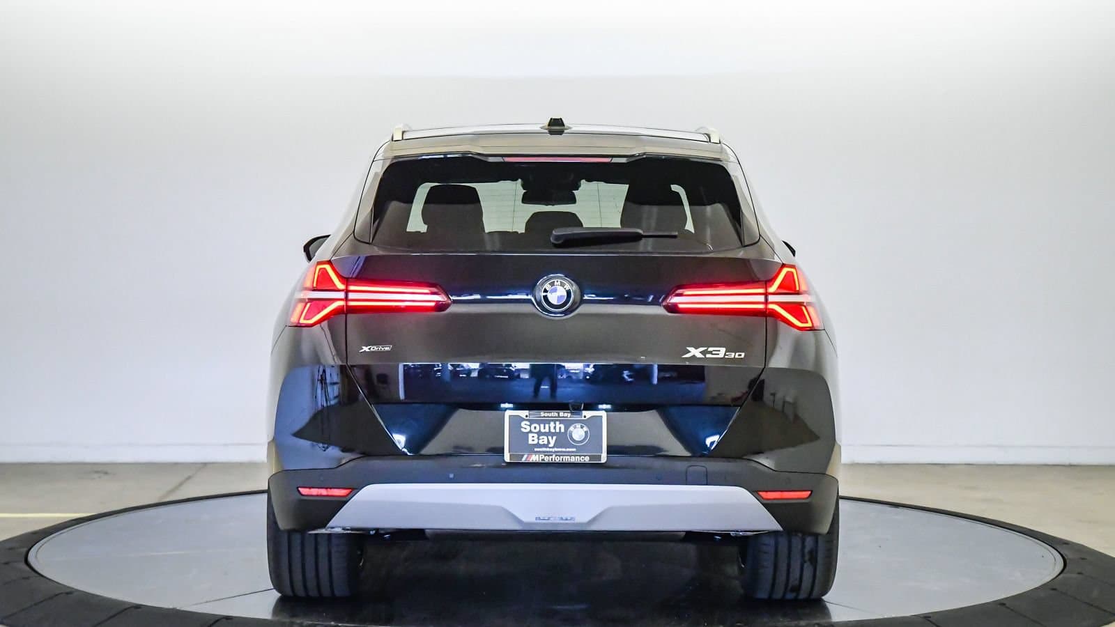 2026 BMW X3 photo 3