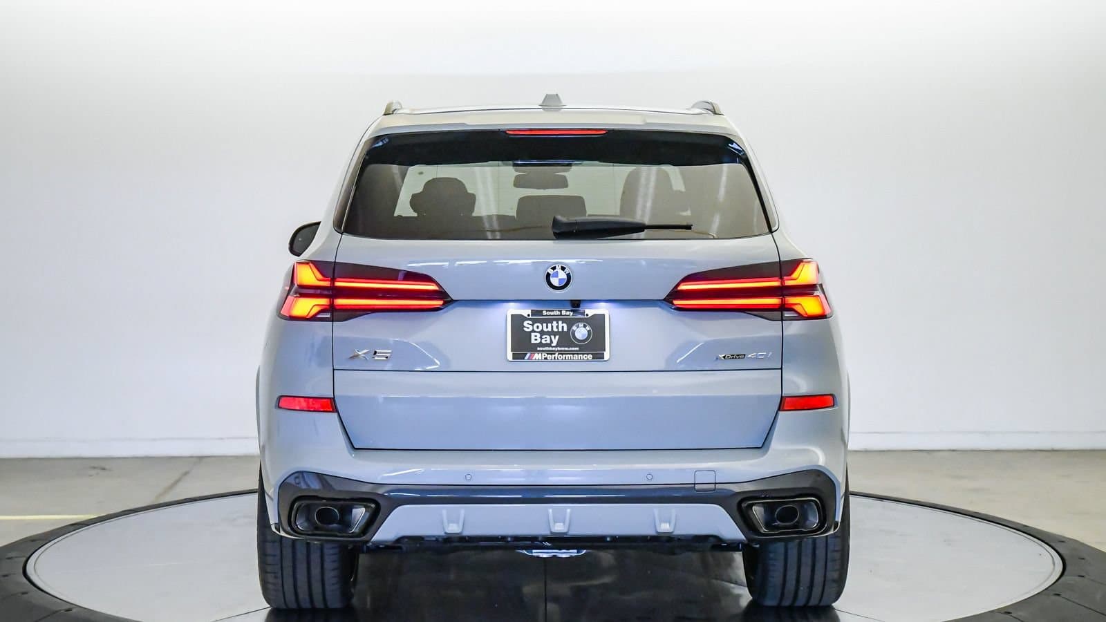 2026 BMW X5 photo 3