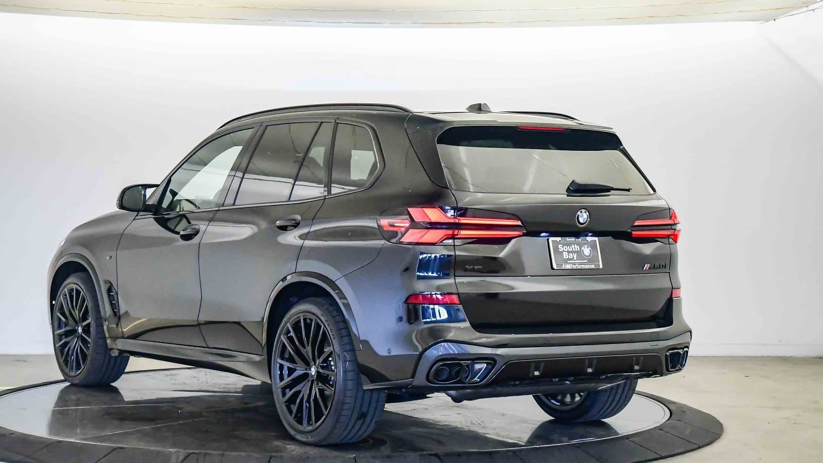 2026 BMW X5 photo 2