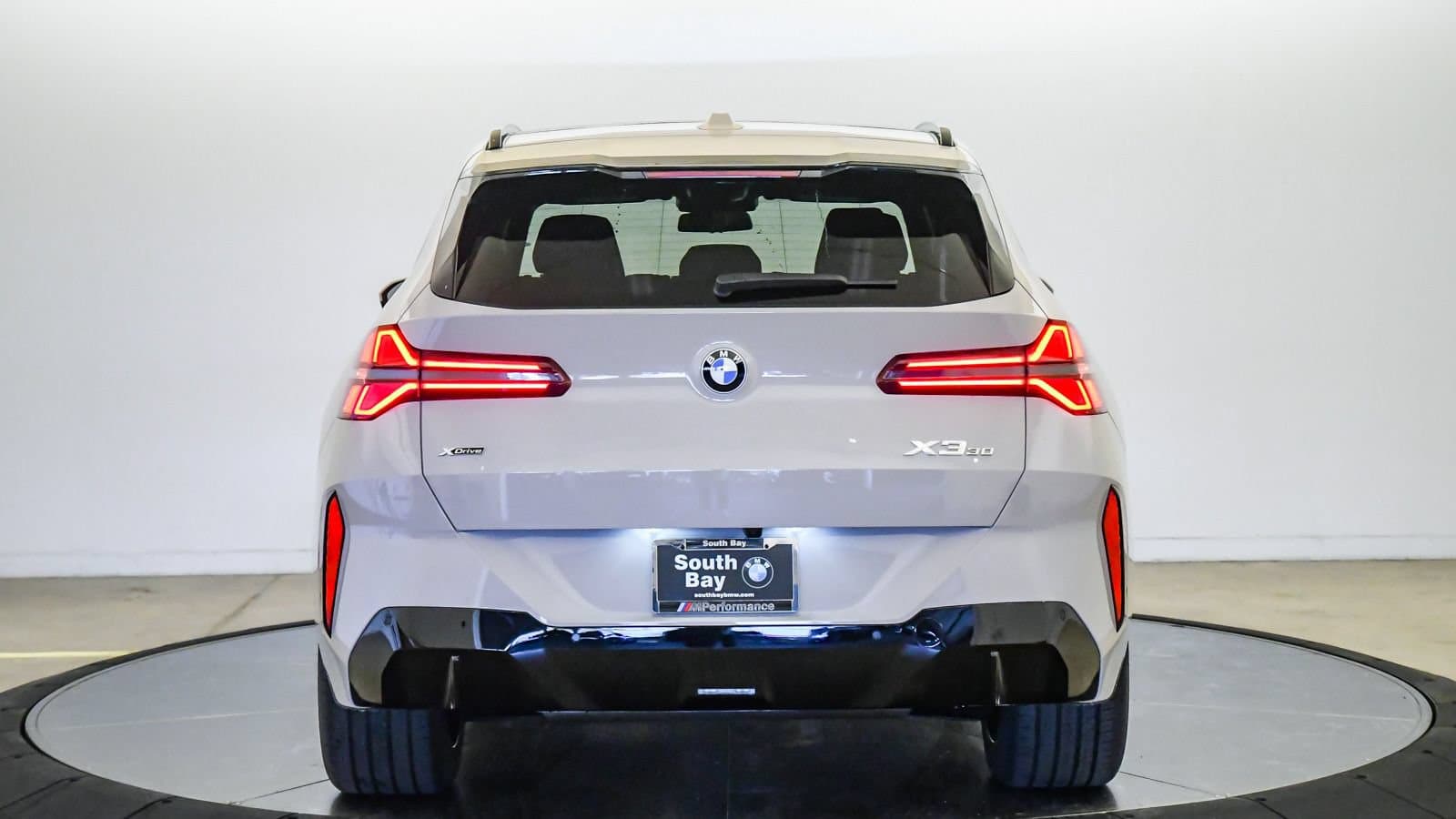 2026 BMW X3 photo 3