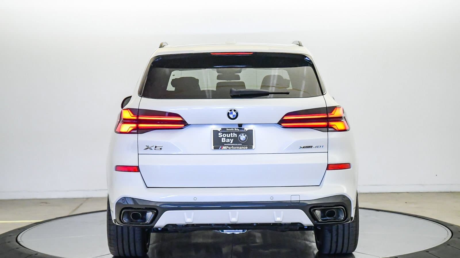 2026 BMW X5 photo 3
