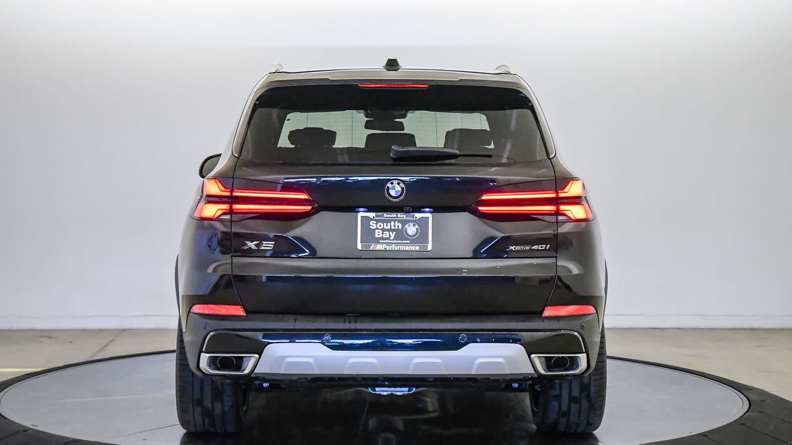 2026 BMW X5 photo 3