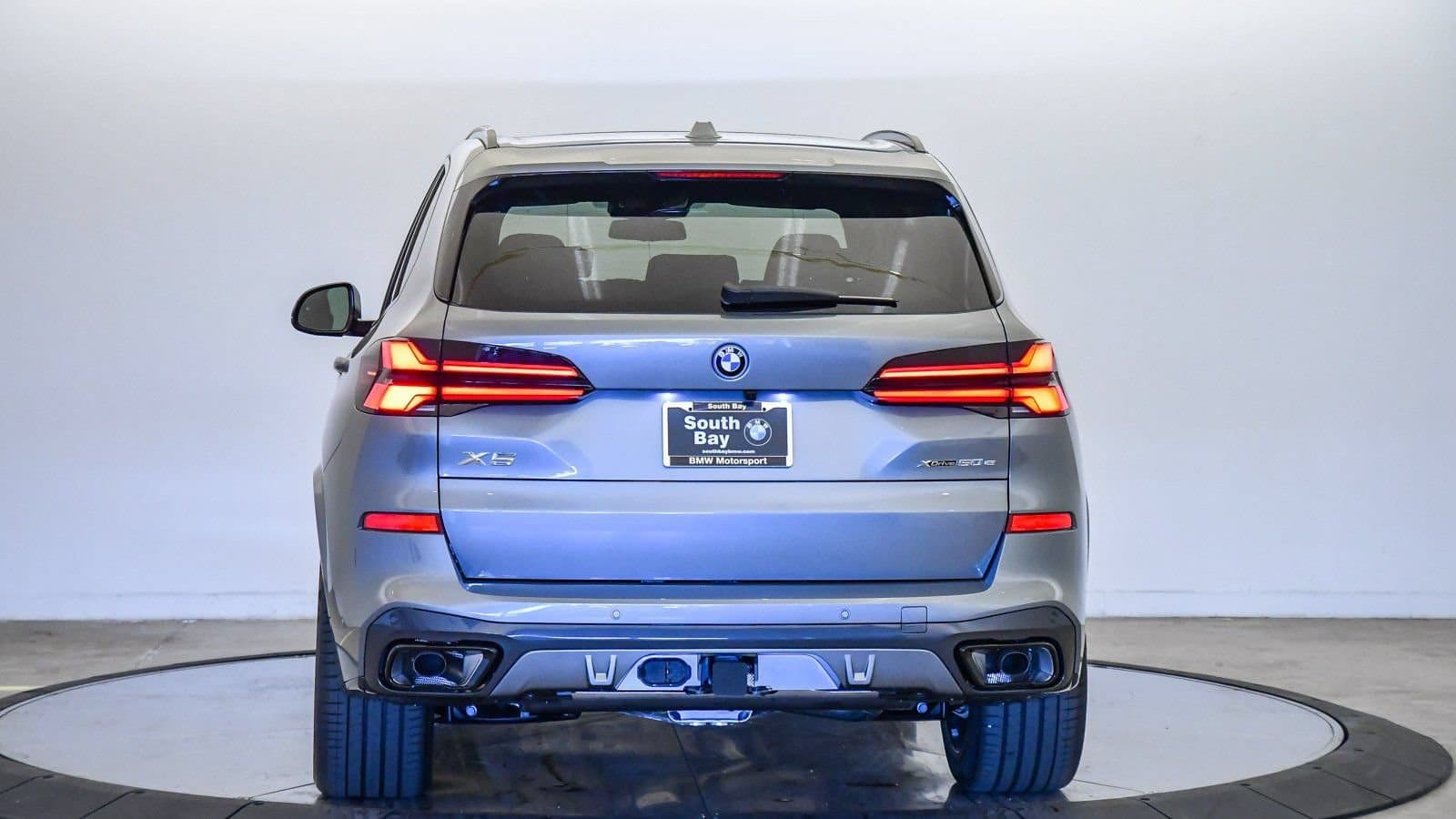 2026 BMW X5 photo 3