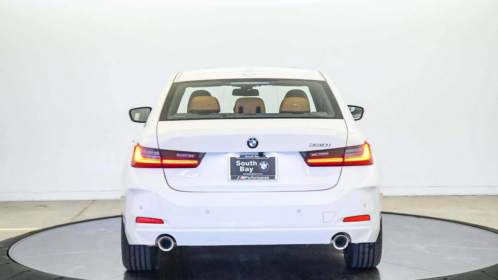 2026 BMW 3 photo 3