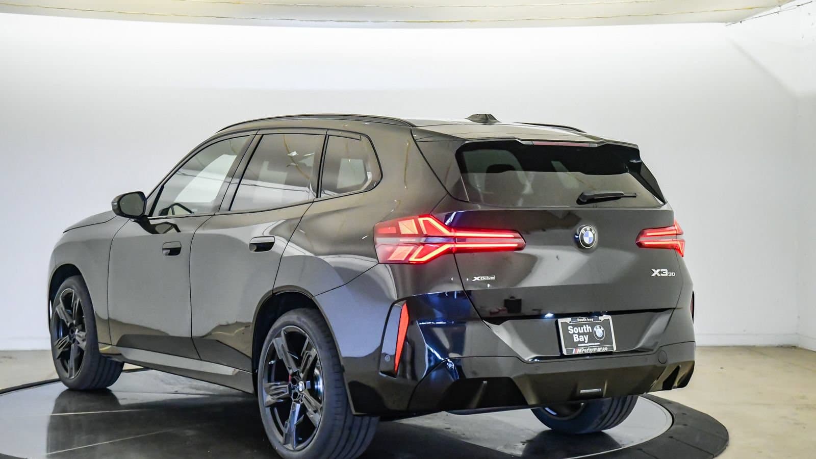 2026 BMW X3 photo 2