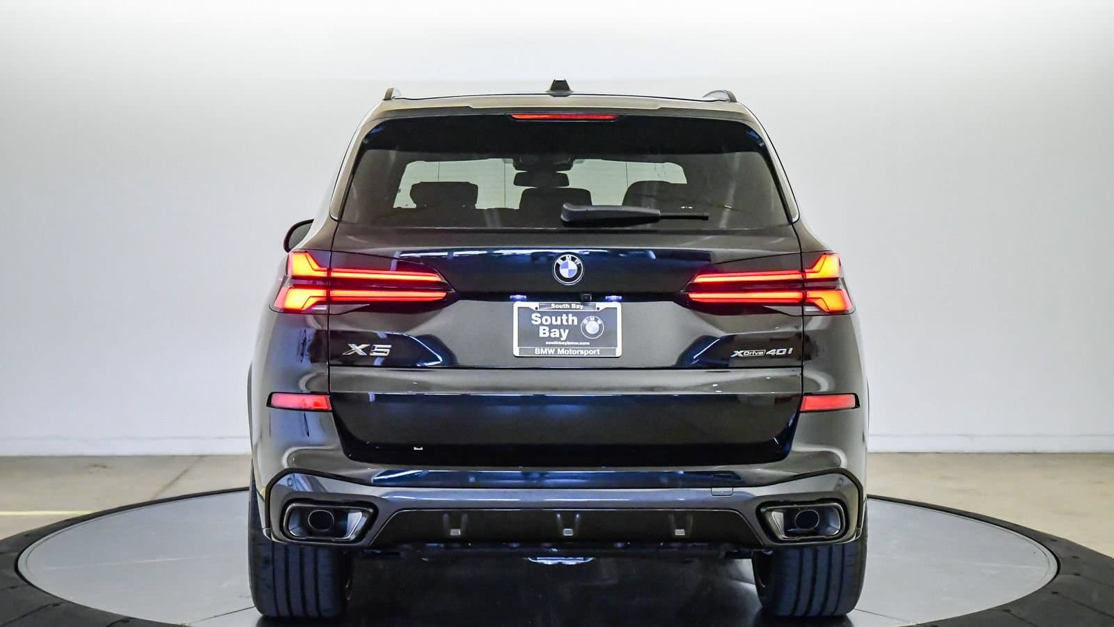 2026 BMW X5 photo 3