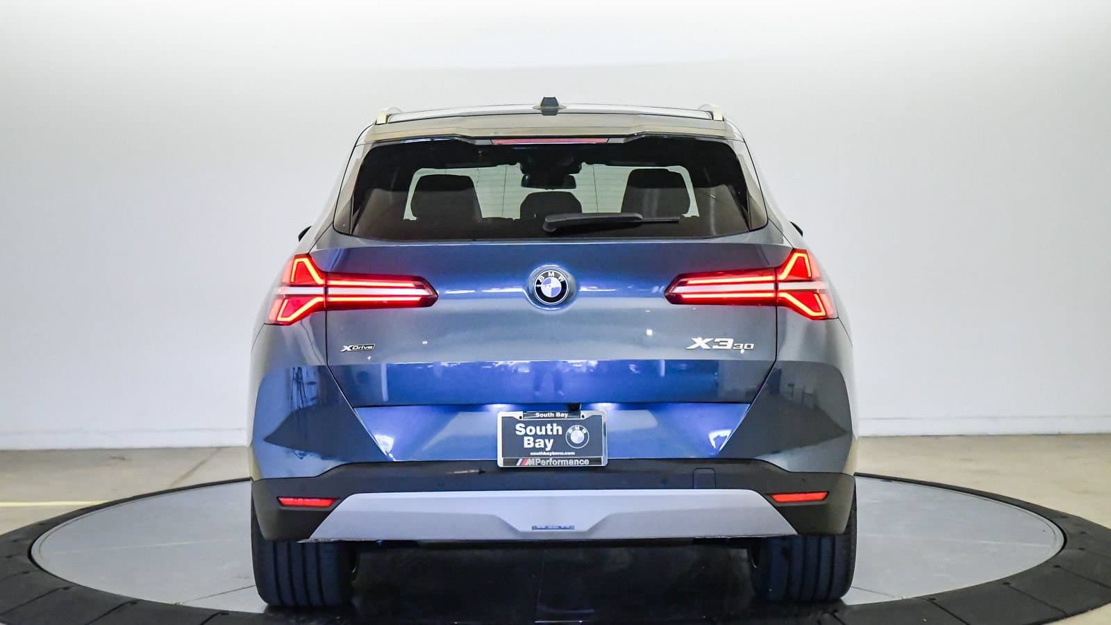 2026 BMW X3 photo 3