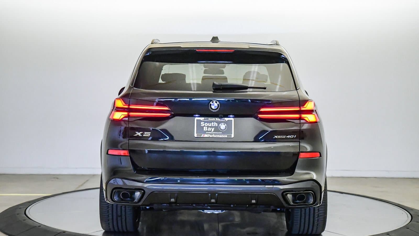 2026 BMW X5 photo 3