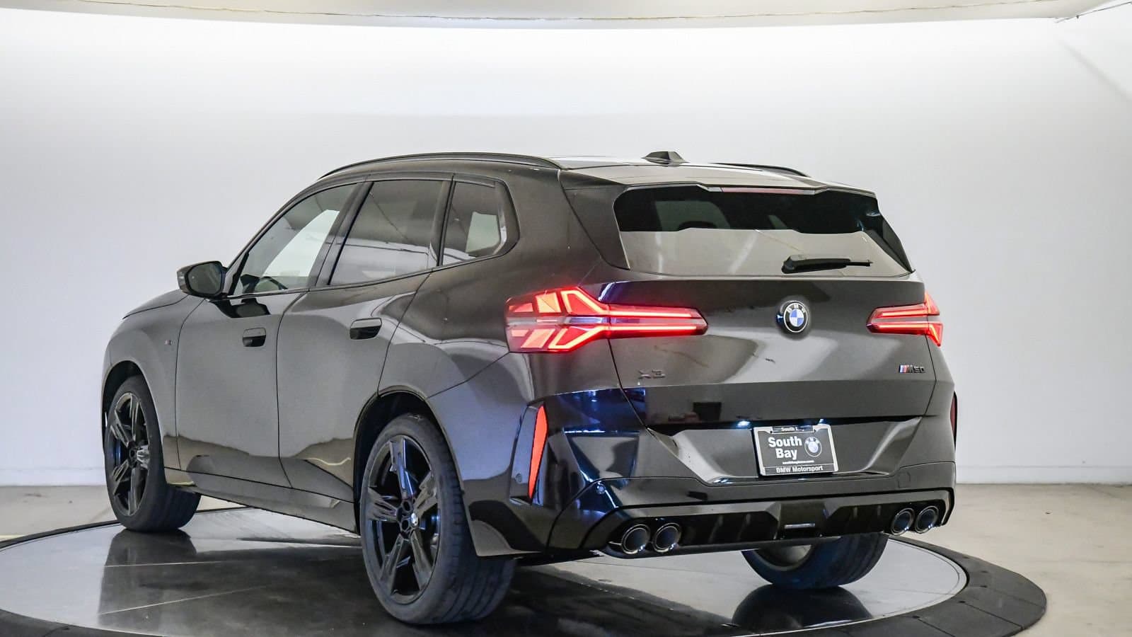 2026 BMW X3 photo 2