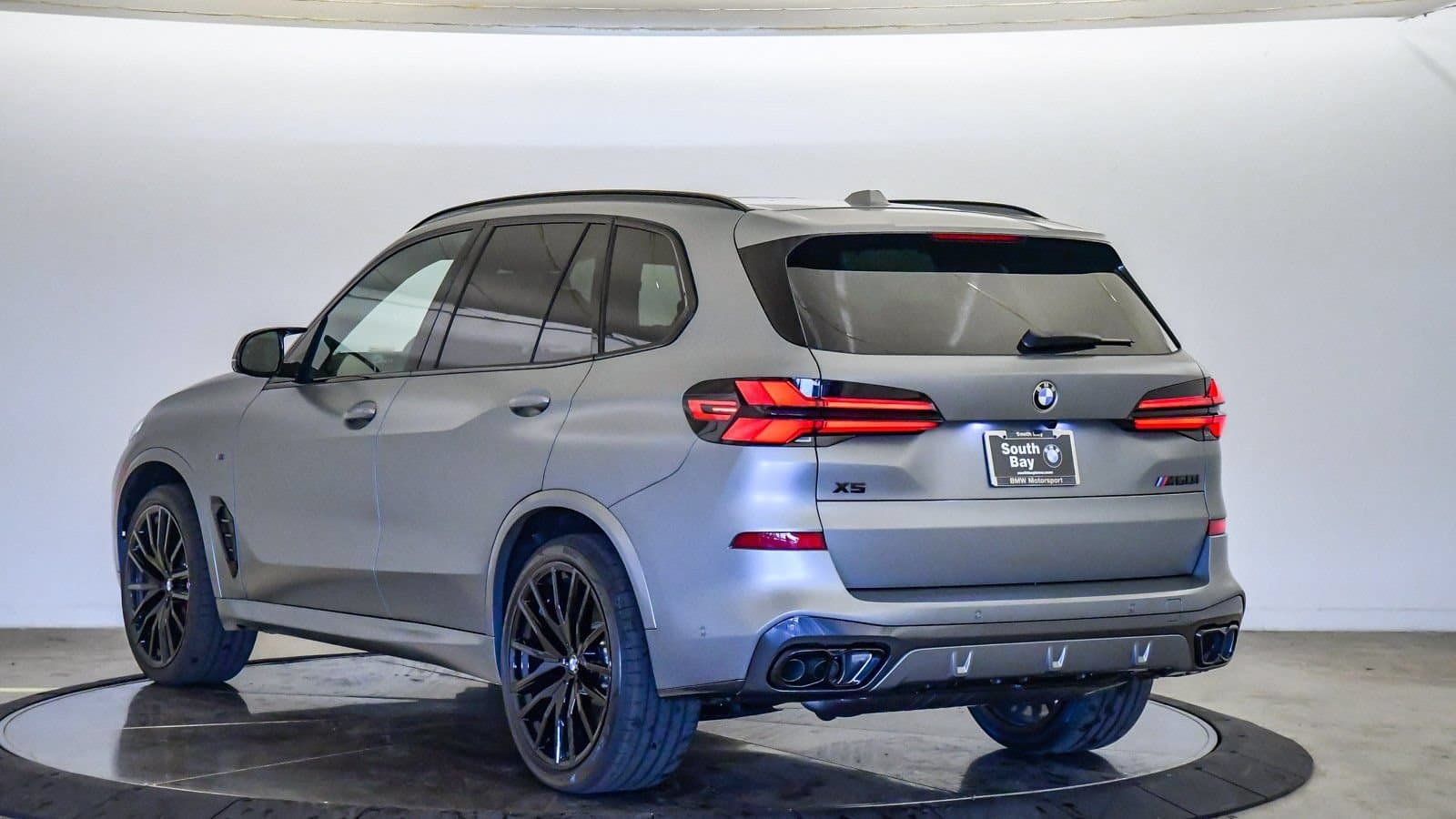 2026 BMW X5 photo 2