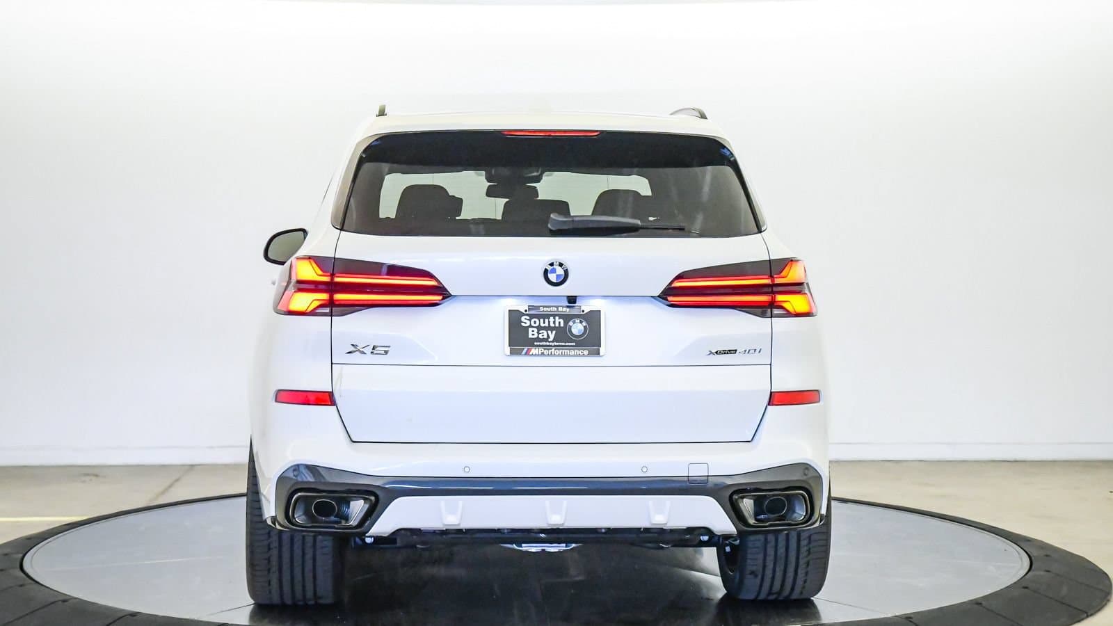 2026 BMW X5 photo 3