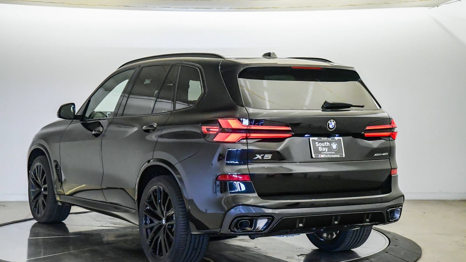 2026 BMW X5 photo 2