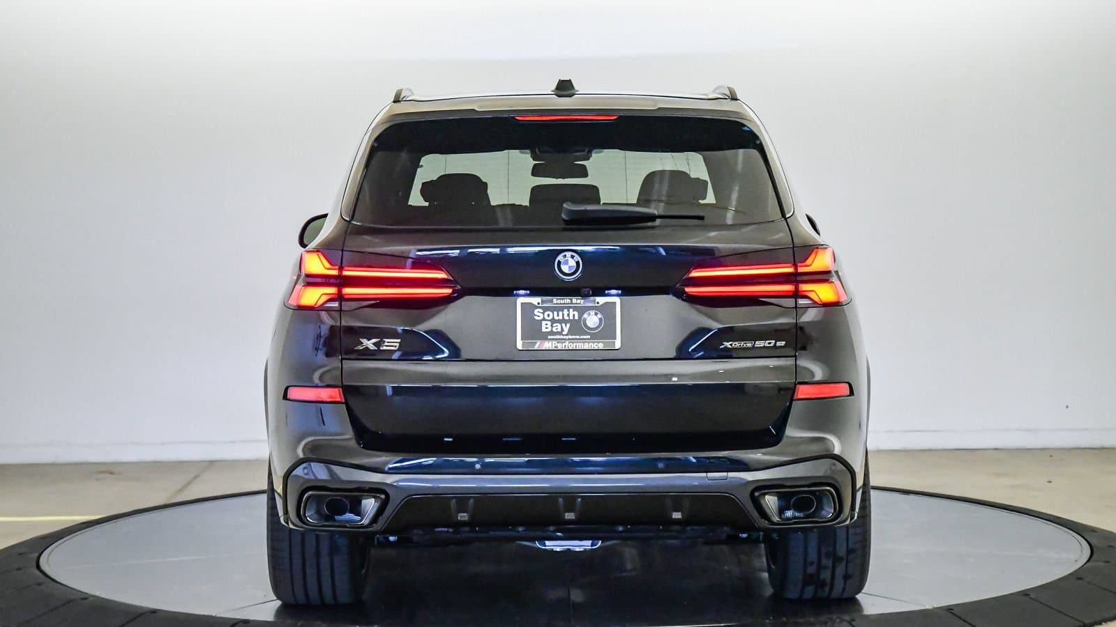 2026 BMW X5 photo 3