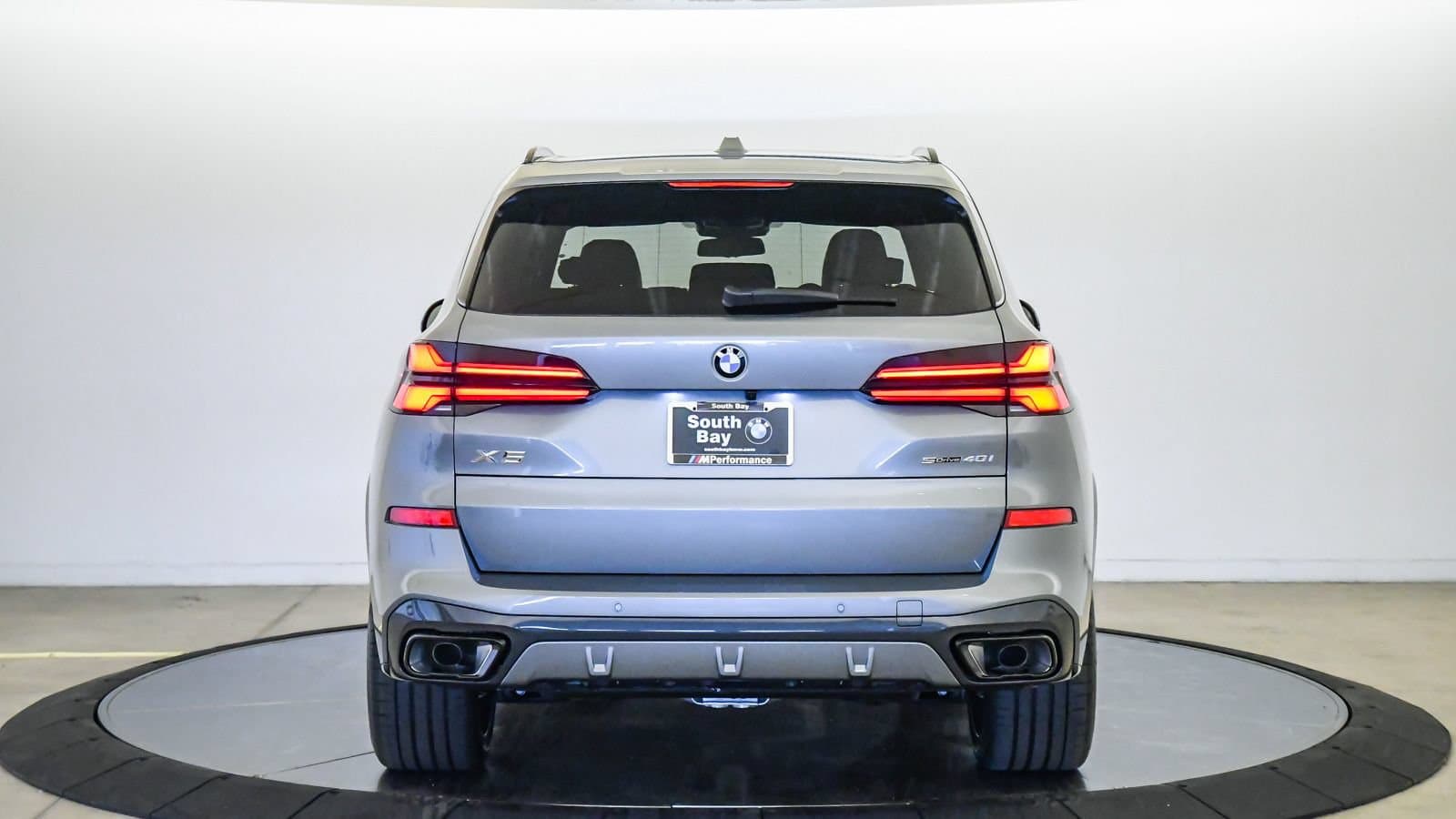 2026 BMW X5 photo 3