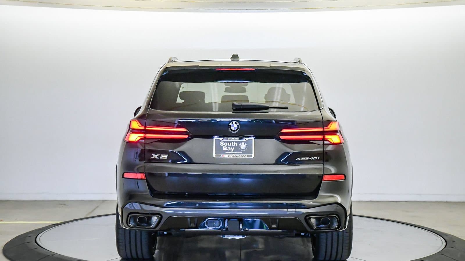 2026 BMW X5 photo 3